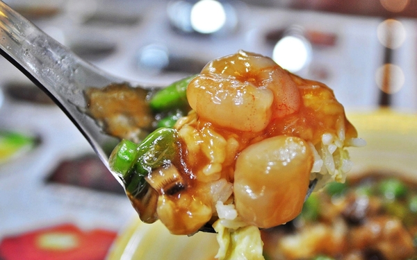 亨運香港茶餐廳:【高雄】食神也發飆.亨運香港茶餐廳.桑尼瘦不了