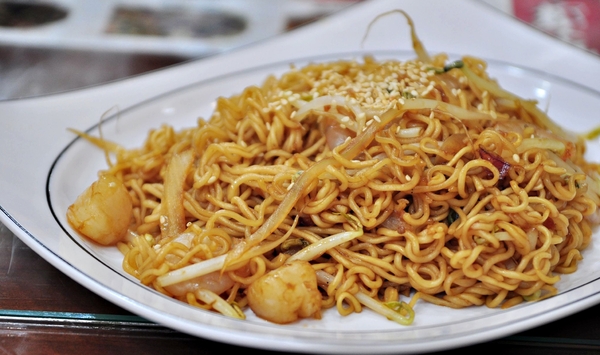 亨運香港茶餐廳:【高雄】食神也發飆.亨運香港茶餐廳.桑尼瘦不了