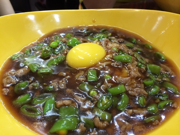 亨運香港茶餐廳:高雄【亨運香港茶餐廳】吃了絕對再訪的茶餐廳 推薦干炒牛肉河粉 原汁柱侯牛腩