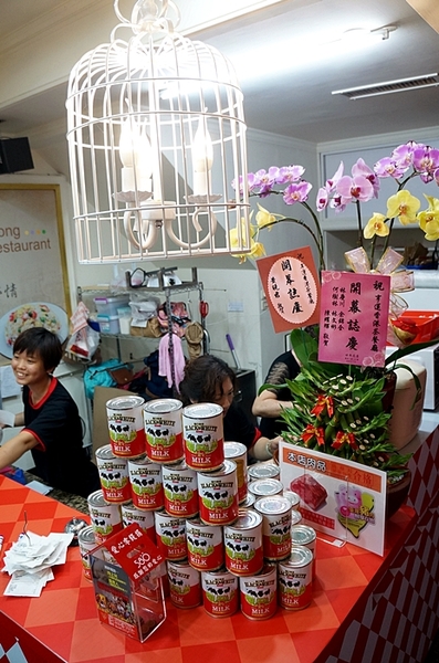 亨運香港茶餐廳:高雄【亨運香港茶餐廳】吃了絕對再訪的茶餐廳 推薦干炒牛肉河粉 原汁柱侯牛腩