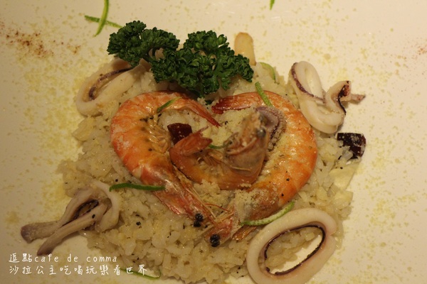 逗點 cafe de comma：康熙來了東區美食推薦『逗點 cafe de comma』捷運國父紀念館站