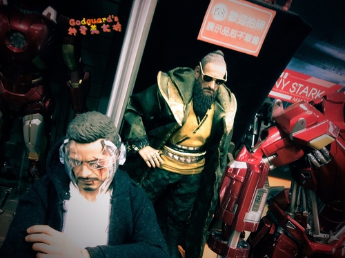 Beast Kingdom(台中逢甲店)：(旅遊)[逢甲夜市]台中巧遇Captain America、逼真模型超吸睛~Beast Kingdom