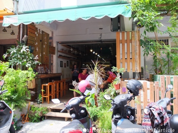 鹿草冰店(鹿仔草冰店):【美食特搜。高雄三民區】鹿仔草冰店。古早味鄉下傳統水冰 清新脫俗的消暑感受