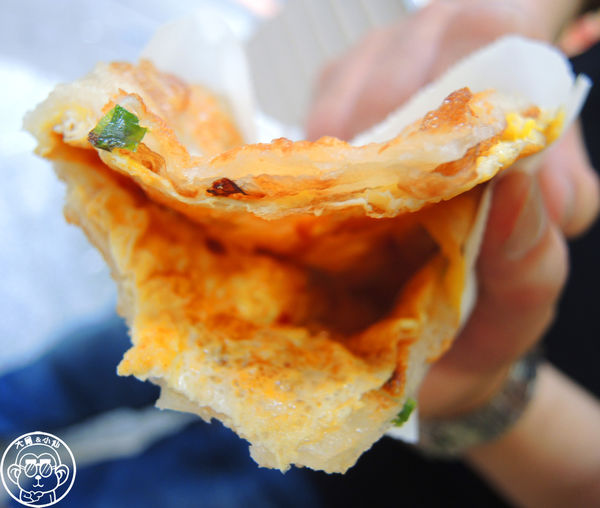 陳記蔥油餅:呷飽祙【新北三重・陳記蔥油餅】排隊銷魂蔥油餅