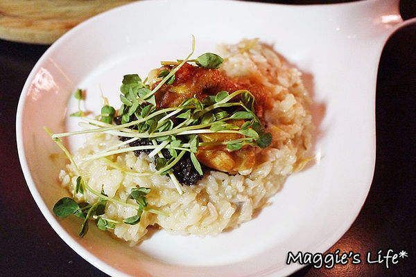 Playhouse 家傢酒：◆台北東區餐酒館。捷運國父紀念館【家傢酒餐酒館PLAYHOUSE】以酒入菜創意料理。國父紀念館餐酒館。生日派對、求婚包場服務