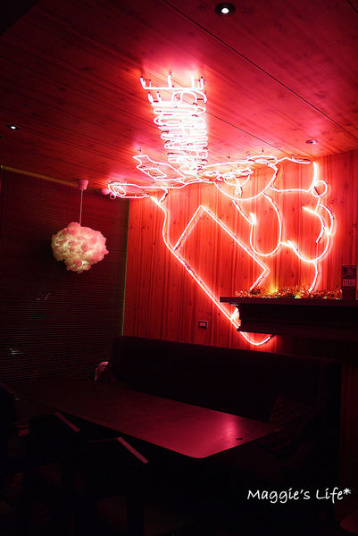 Playhouse 家傢酒：◆台北東區餐酒館。捷運國父紀念館【家傢酒餐酒館PLAYHOUSE】以酒入菜創意料理。國父紀念館餐酒館。生日派對、求婚包場服務