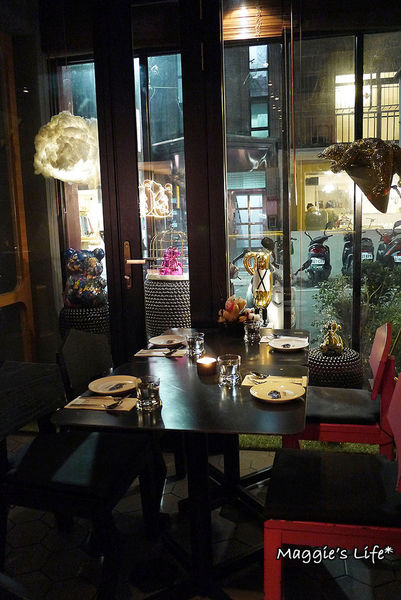 Playhouse 家傢酒：◆台北東區餐酒館。捷運國父紀念館【家傢酒餐酒館PLAYHOUSE】以酒入菜創意料理。國父紀念館餐酒館。生日派對、求婚包場服務