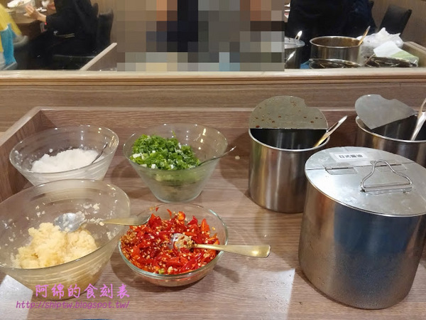 有樂日式涮涮鍋：桃園市桃園區 [有樂日式涮涮鍋] 煙燻豬肉還不錯