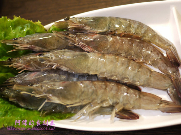 有樂日式涮涮鍋：桃園市桃園區 [有樂日式涮涮鍋] 煙燻豬肉還不錯