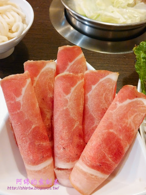 有樂日式涮涮鍋：桃園市桃園區 [有樂日式涮涮鍋] 煙燻豬肉還不錯