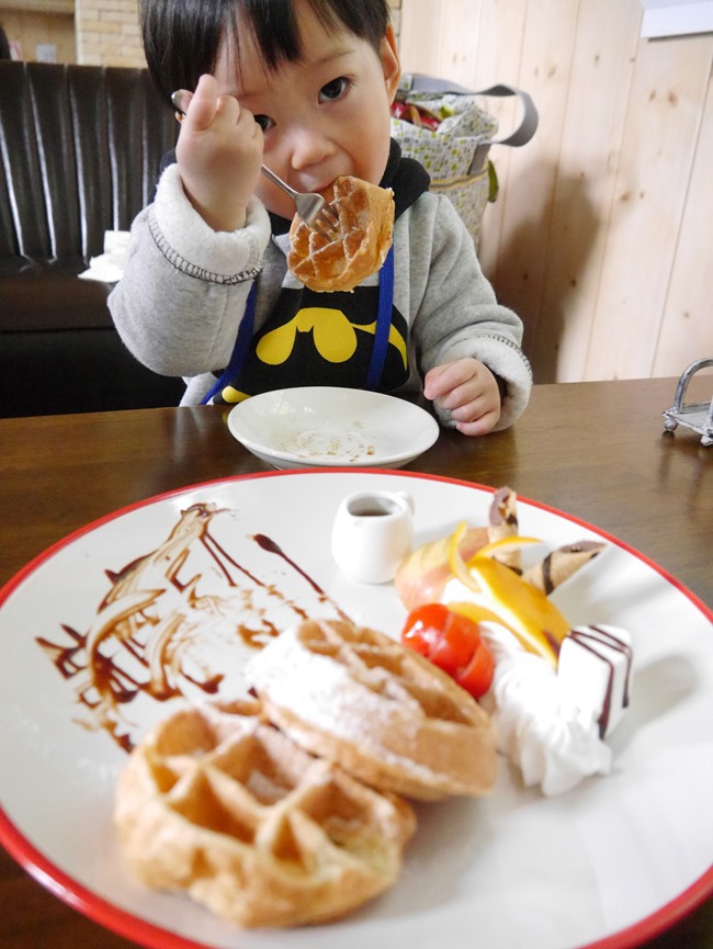 │宜蘭。冬山鄉│71度N庭園咖啡廳。夢幻Tiffany藍歐式洋房親子餐廳