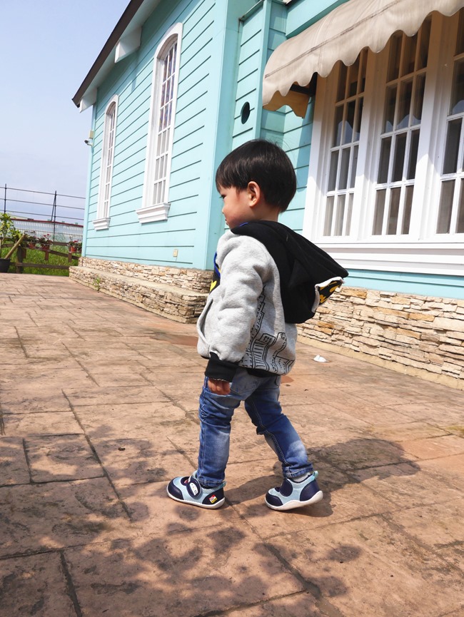 │宜蘭。冬山鄉│71度N庭園咖啡廳。夢幻Tiffany藍歐式洋房親子餐廳