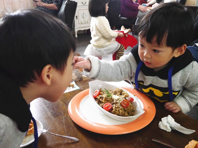 │宜蘭。冬山鄉│71度N庭園咖啡廳。夢幻Tiffany藍歐式洋房親子餐廳