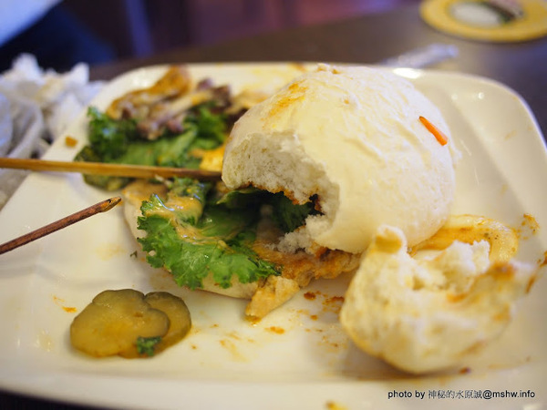 雙魚2次方(一中店):【食記】台中雙魚2次方創意漢堡.義大利麵一中店@北區一中街夜市商圈 : 一試成主顧的美味手工漢堡排,來台中沒吃過就遜掉了!