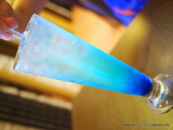 雙魚2次方(一中店):【食記】台中雙魚2次方創意漢堡.義大利麵一中店@北區一中街夜市商圈 : 一試成主顧的美味手工漢堡排,來台中沒吃過就遜掉了!