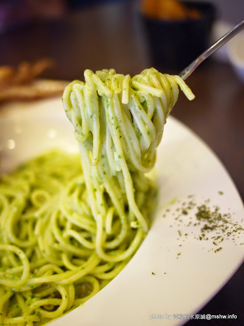 雙魚2次方(一中店):【食記】台中雙魚2次方創意漢堡.義大利麵一中店@北區一中街夜市商圈 : 一試成主顧的美味手工漢堡排,來台中沒吃過就遜掉了!