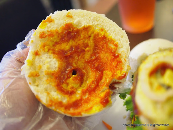 雙魚2次方(一中店):【食記】台中雙魚2次方創意漢堡.義大利麵一中店@北區一中街夜市商圈 : 一試成主顧的美味手工漢堡排,來台中沒吃過就遜掉了!