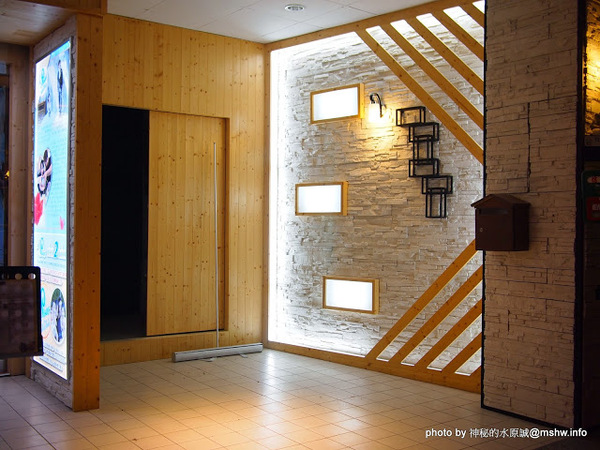 雙魚2次方(一中店):【食記】台中雙魚2次方創意漢堡.義大利麵一中店@北區一中街夜市商圈 : 一試成主顧的美味手工漢堡排,來台中沒吃過就遜掉了!