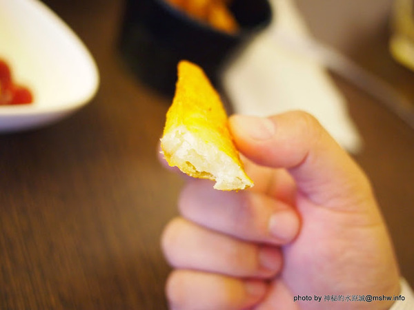 雙魚2次方(一中店):【食記】台中雙魚2次方創意漢堡.義大利麵一中店@北區一中街夜市商圈 : 一試成主顧的美味手工漢堡排,來台中沒吃過就遜掉了!