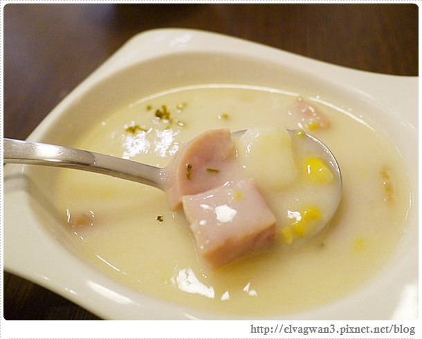 台中-一中街-雙魚二次方-創意漢堡義大利麵-造型漢堡DIY-16-763-1