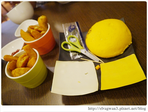 台中-一中街-雙魚二次方-創意漢堡義大利麵-造型漢堡DIY-37-776-1