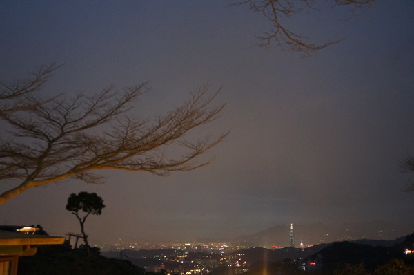 四哥的店(原清泉本店)：貓空茶餐廳 - 四哥的店 : 坐擁台北美麗夜景