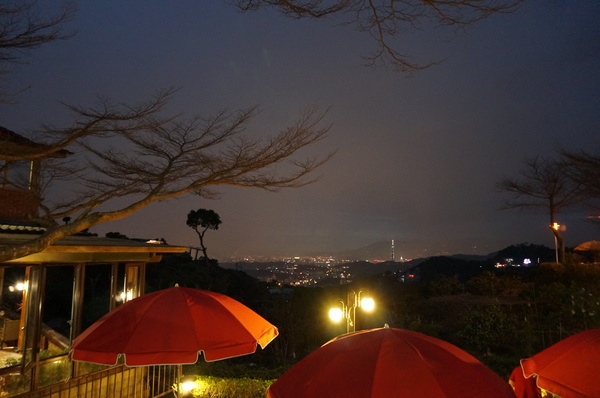 四哥的店(原清泉本店)：貓空茶餐廳 - 四哥的店 : 坐擁台北美麗夜景