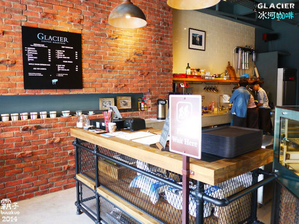 Glacier Coffee Roasters 冰河咖啡:冰河咖啡,宛如在小木屋裡喝著手沖咖啡!!