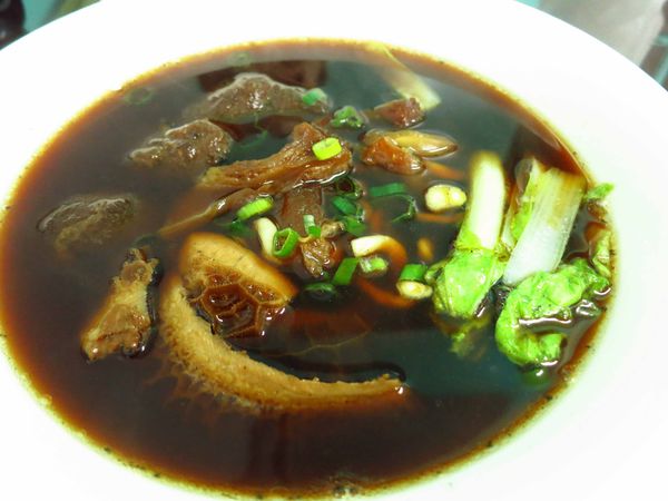 【高雄】老魯記麵食館-品嚐食材原始的美味