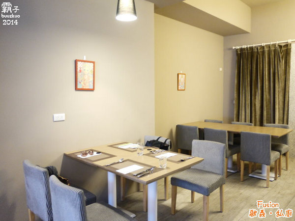 Fusion 融義.私廚：隱藏在巷弄內的義法料理「Fusion融義‧私廚」，海大蝦跟鱸魚好威~