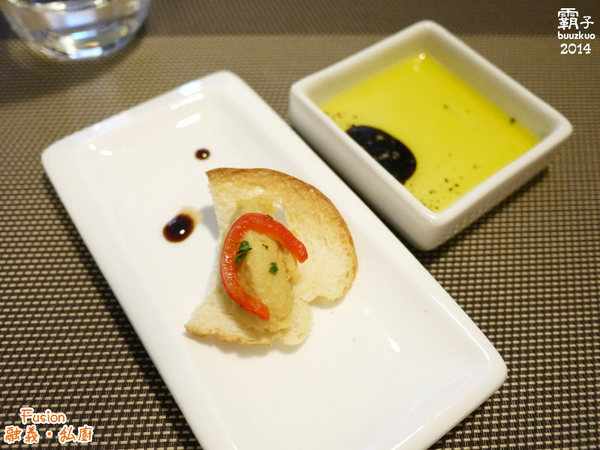 Fusion 融義.私廚：隱藏在巷弄內的義法料理「Fusion融義‧私廚」，海大蝦跟鱸魚好威~