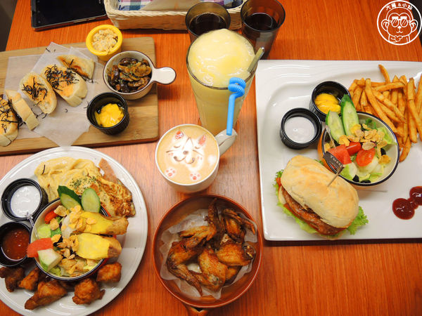 Tutti Cafe圖比咖啡創意早午餐(敦北):呷飽祙【台北松山・Tutti Café(敦北店)】副店長是大明星