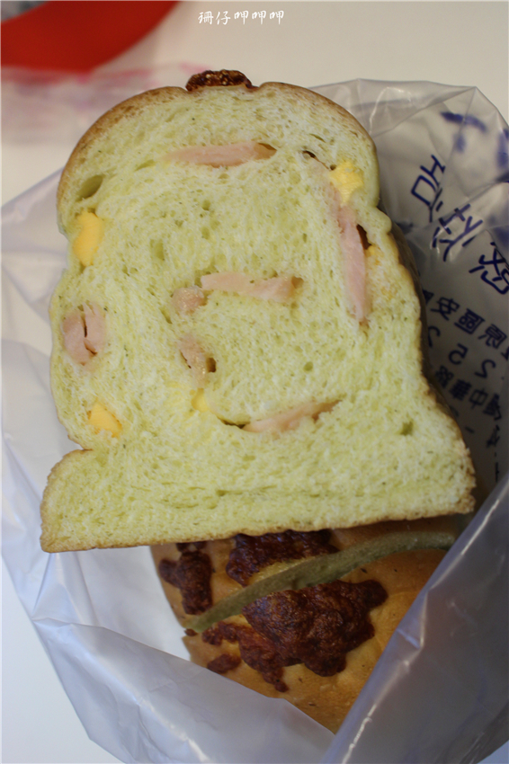 歐嘉手感烘焙坊(中華店)：歐嘉手感烘焙坊✪低糖、低油、低熱量的手感烘焙~103.08.25