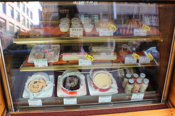 歐嘉手感烘焙坊(中華店)：歐嘉手感烘焙坊✪低糖、低油、低熱量的手感烘焙~103.08.25