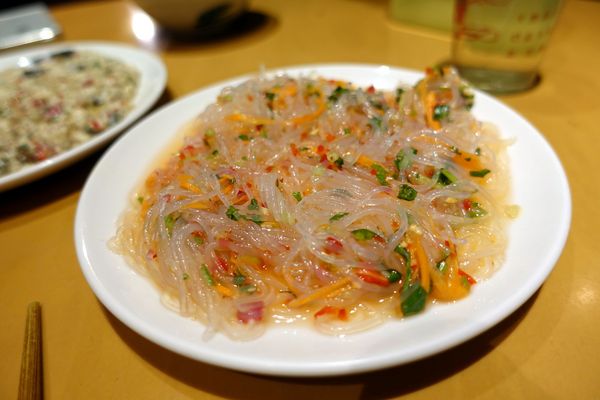 巫雲雲南菜:(胖樺食記)台北公館小巷弄必訪私廚小店「巫雲」。在黑膠音樂環繞的環境享用超下飯餐點