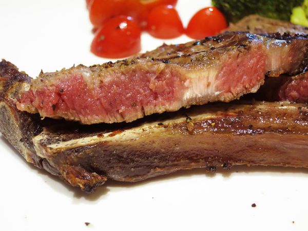 【新莊 餐廳】The Fire著火美式炭火原味牛排-獨特炭火乾式熟成牛排