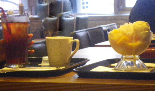 丹堤咖啡(南昌店)：不錯的環境˙不錯的口味˙沒有服務的服務