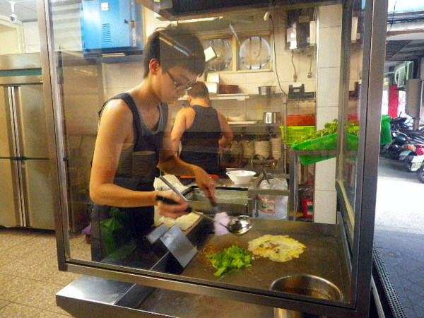 木柵米粉湯：『木柵米粉湯』好料吃不厭˙蘿蔔、綜合煎ㄧ級棒