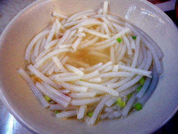 木柵米粉湯：『木柵米粉湯』好料吃不厭˙蘿蔔、綜合煎ㄧ級棒