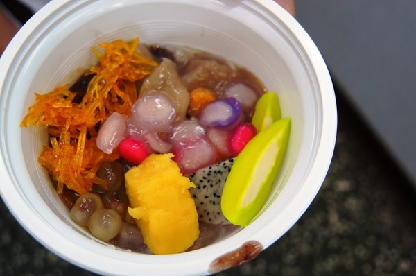 鉅大自助冰城：30年剉冰老店【 鉅大自助冰城】