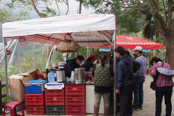 坪瀨琉璃光之橋：【南投】琉璃光之橋