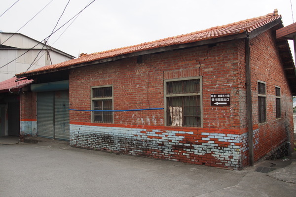 坪瀨琉璃光之橋：【南投】琉璃光之橋