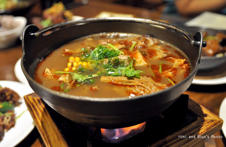 新唐人御品豬腳18