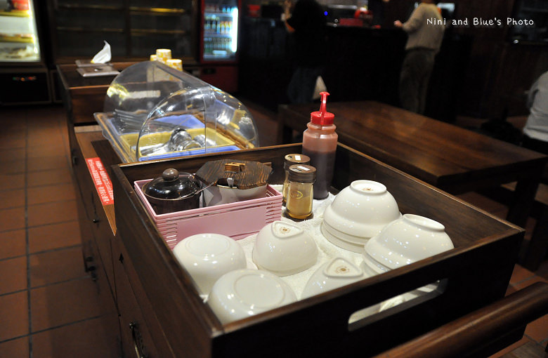 新唐人御品豬腳02