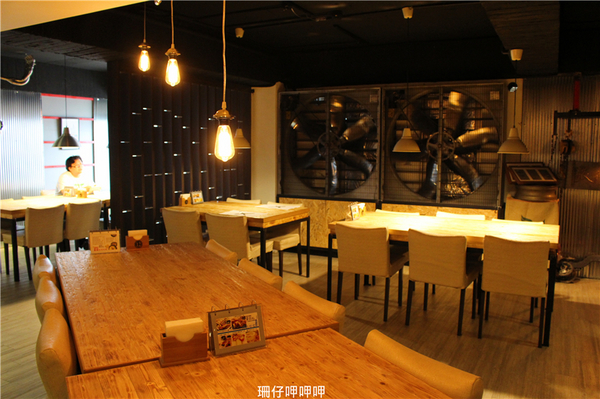 Traveling Time旅行食光：Traveling Time旅行食光✪重機×工業風×異國美食~103.08.29