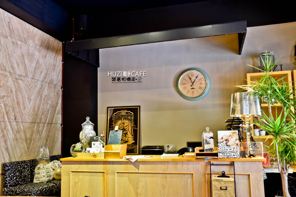 HUZI Cafe鬍子煎餅:台南 中西區.早午餐+下午茶+日租套房 HUZI CAFE鬍子煎餅