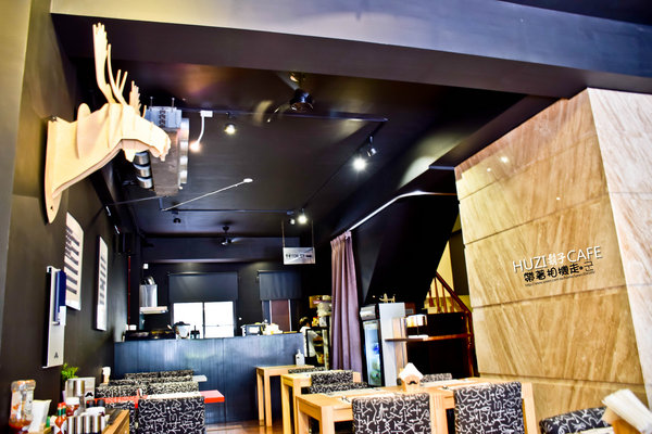 HUZI Cafe鬍子煎餅:台南 中西區.早午餐+下午茶+日租套房 HUZI CAFE鬍子煎餅