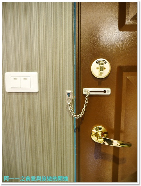 Q摩登：台中住宿 Q摩登商務套房～PS4/Wii U讓你玩不完