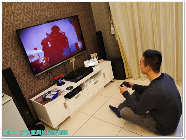 Q摩登：台中住宿 Q摩登商務套房～PS4/Wii U讓你玩不完