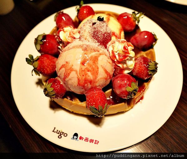 P1440851草莓鬆餅.JPG
